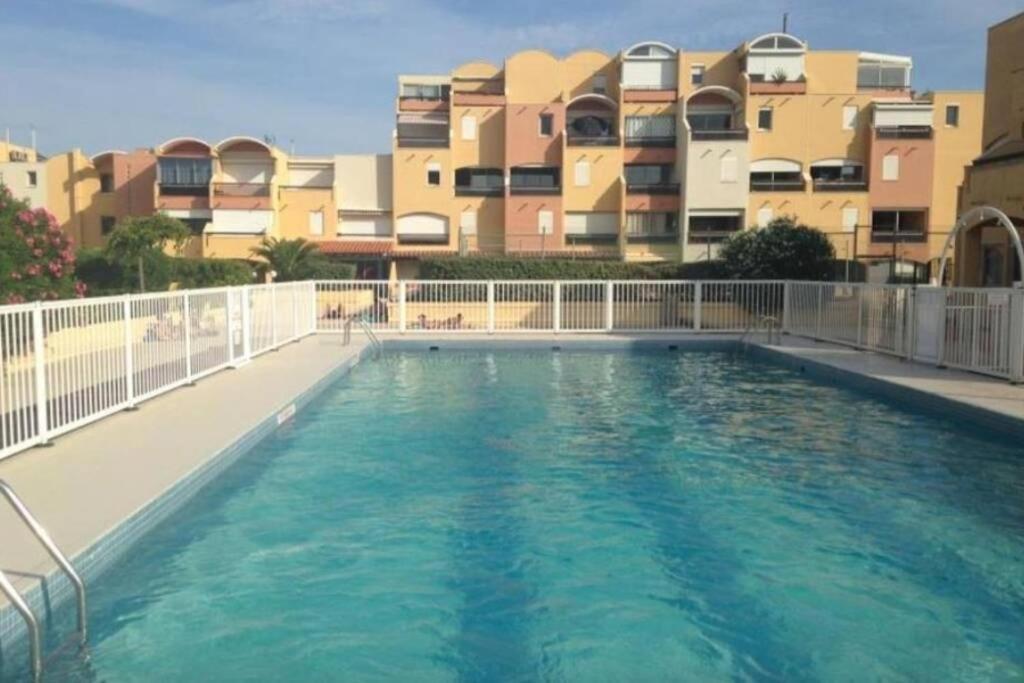 Mer Veilleuse Gruissan - Clim - Piscine Exterior photo
